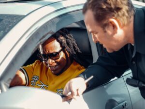roadsides dui, person getting pulled over by police for dui